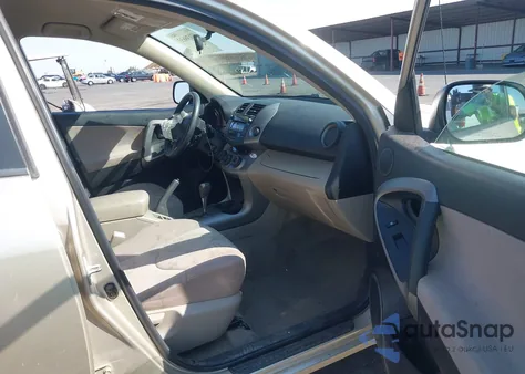 2006 Toyota Rav4 z USA, uszkodzony, nr VIN JTMBD33VX65037171